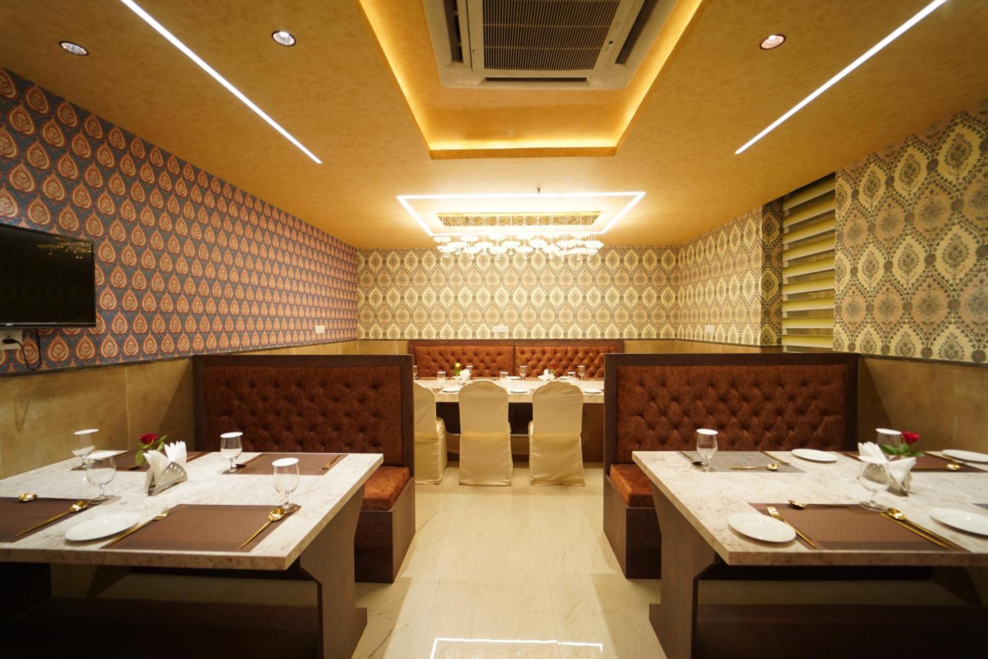 בובנשוואר Hotel Ananta Sayana מראה חיצוני תמונה