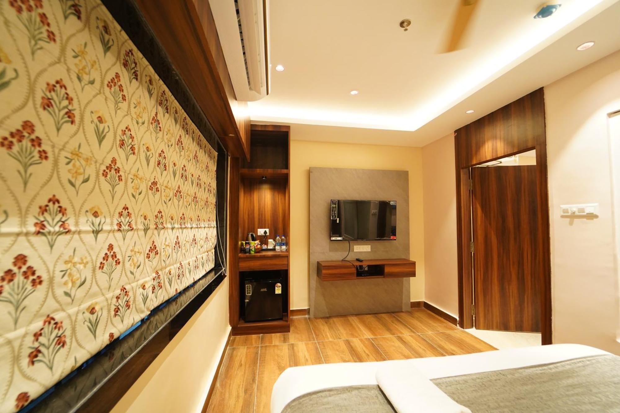 בובנשוואר Hotel Ananta Sayana מראה חיצוני תמונה
