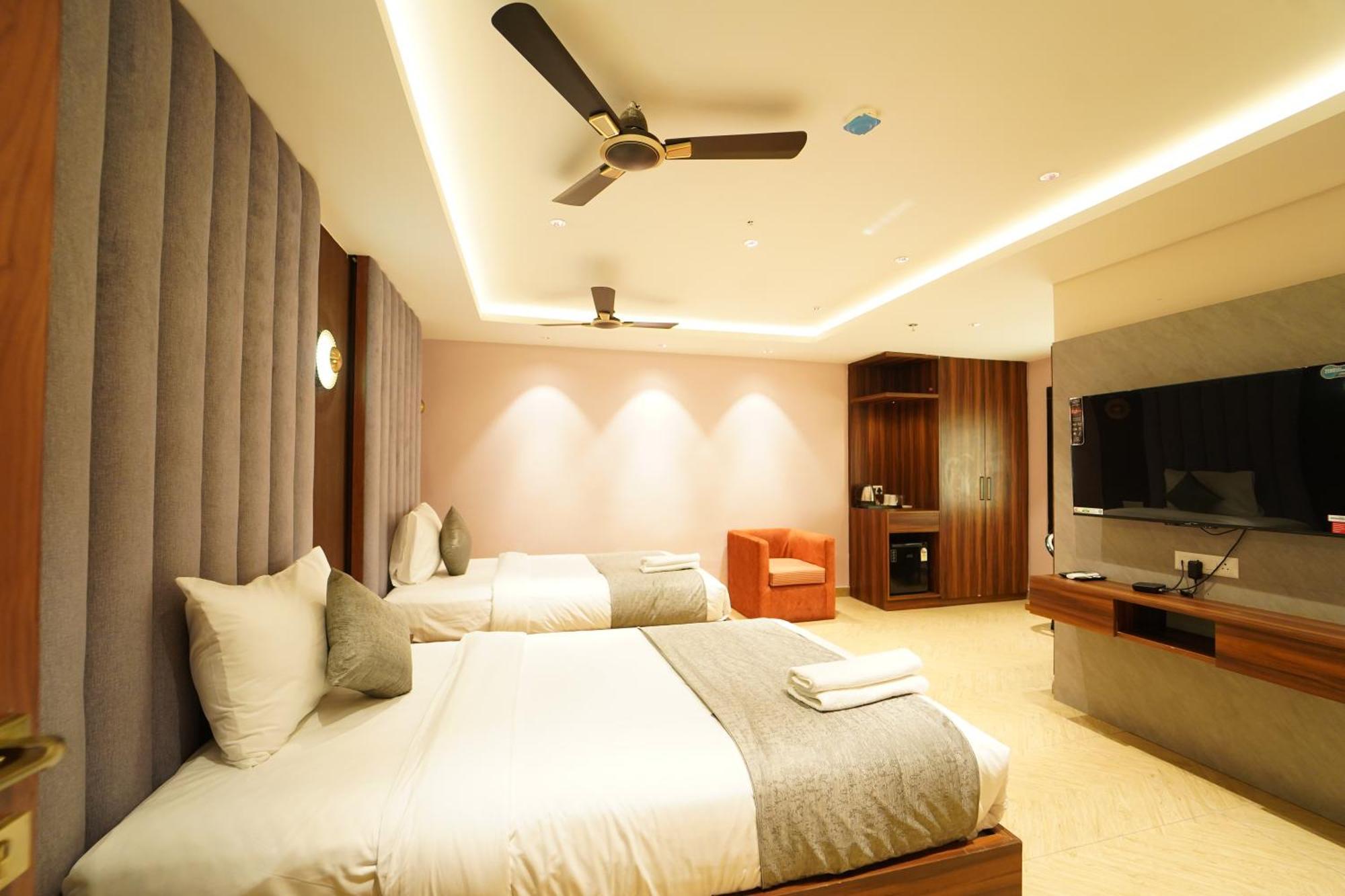 בובנשוואר Hotel Ananta Sayana מראה חיצוני תמונה
