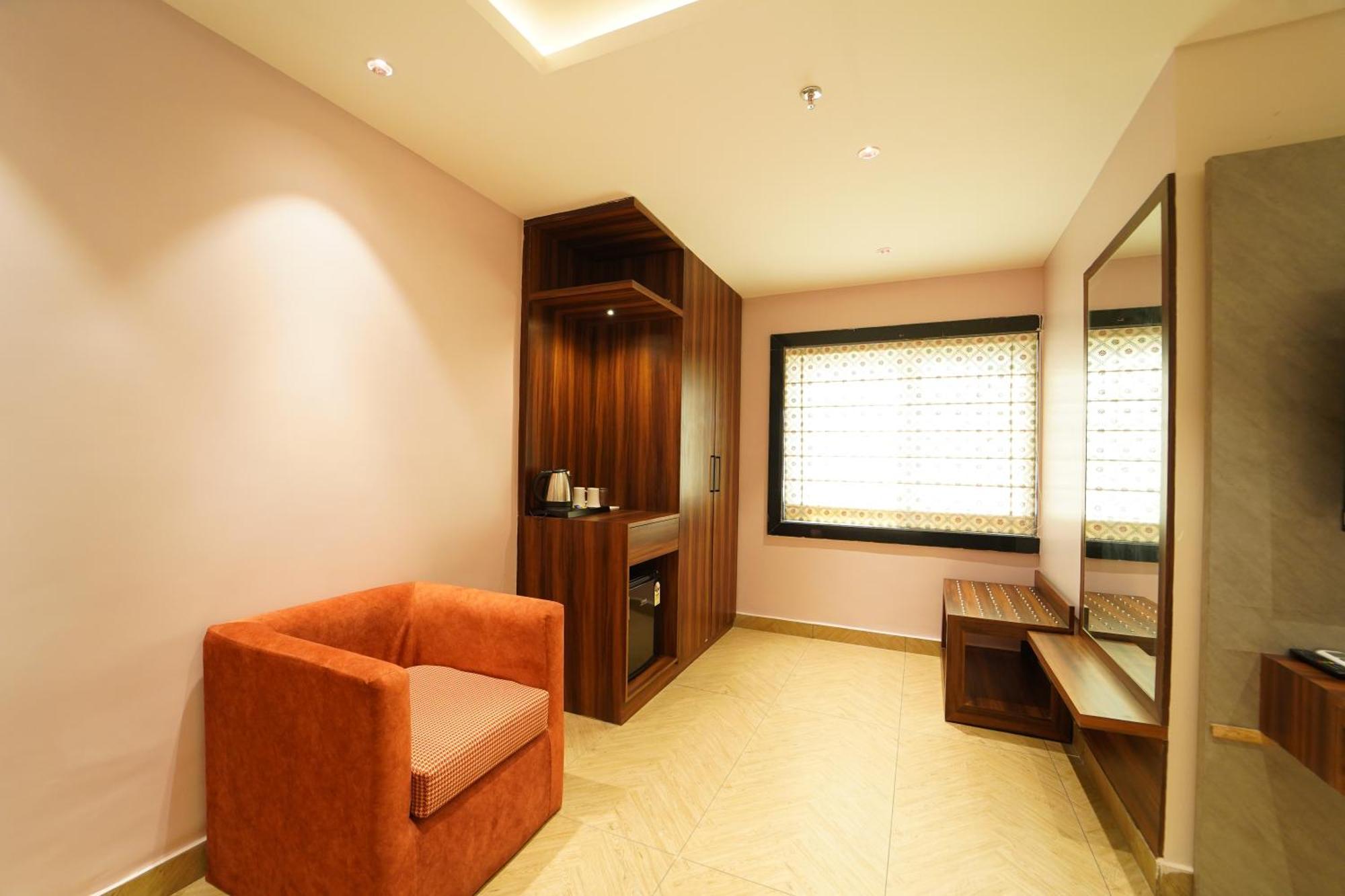 בובנשוואר Hotel Ananta Sayana מראה חיצוני תמונה